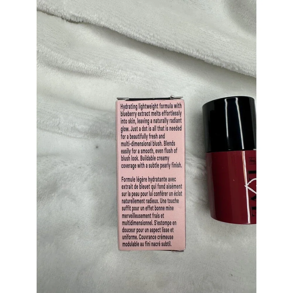 FMG Love True Devotion Liquid Blush Blueberry Extract 4.7 mL Valenwine Hydrating